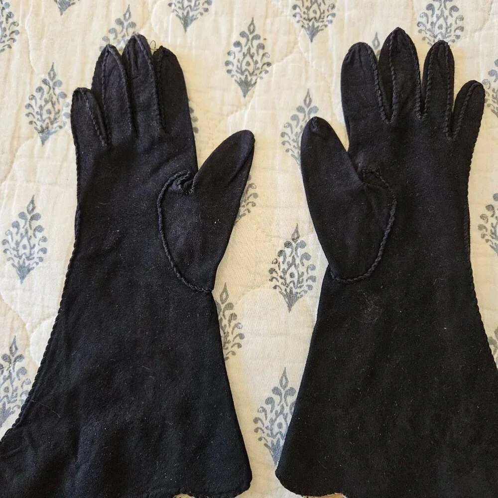 Vintage Juliette Black Suede Opera Gloves Scalloped Edge Formal Evening 6.5
